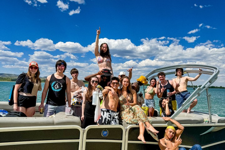 pontoon boat group pic
